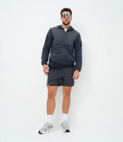 Buzo Masculino de Fleece con Capucha y Recorte en Tejido Plano 2