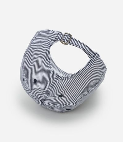 Gorra Aba Curva en Sarga Rayada con Hilo Teñido y Bordado de Ondas 4