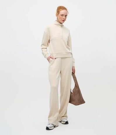 Pantalón Recto en Modal con Cintura Alta