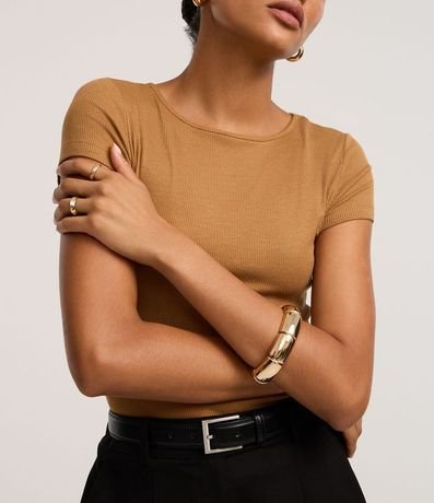 Blusa Acanalada en Rib con Cuello Polo 4