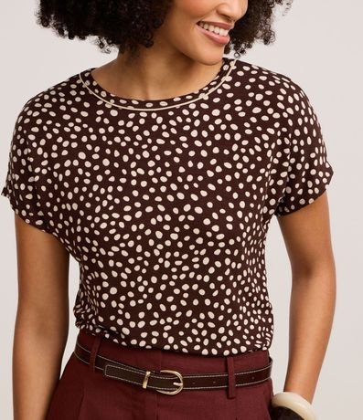 Blusa en Crepé con Cuello Redondo y Estampa de Lunares Diferenciada 4