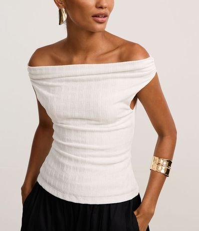 Blusa Texturizada con Escote Hombro a Hombro 3
