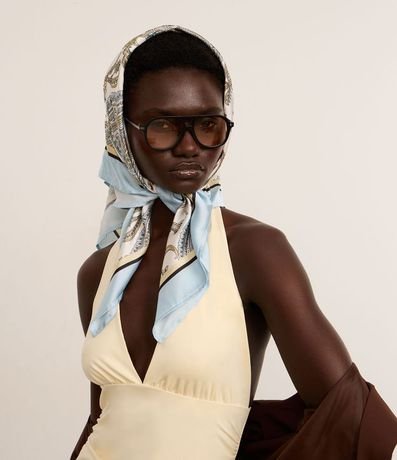 Pañuelo Rectangular en Satén con Estampado Paisley