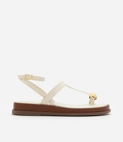 Sandalia Plana Salomé con Detalle Bold