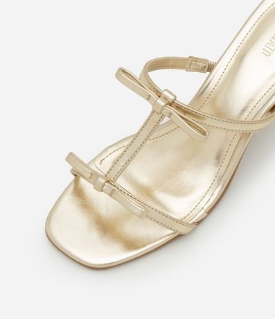 Sandalia Mule con Tiras Finas y Lacitos 3