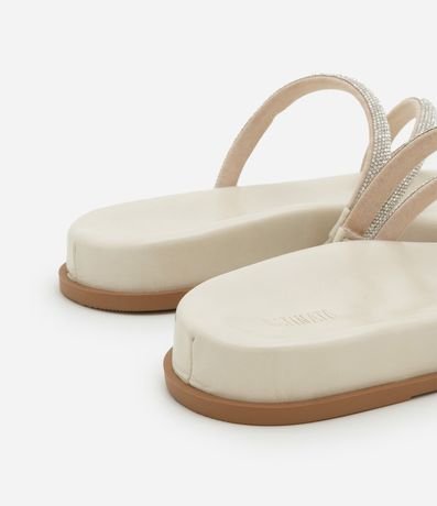 Sandalia Plana Mule con Asas Brillosas 4