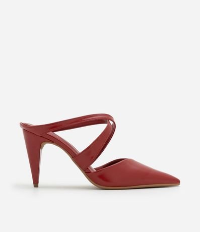 Zapato Mule con Tiras Cruzadas y Punta Fina