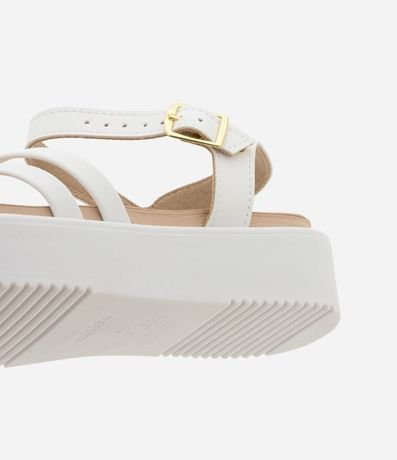 Sandalia Flatform Infantil con Tiras Cruzadas - Talle 26 al 34 3