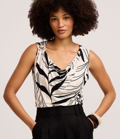 Blusa en Viscolycra con Escote Degagê y estampa Follaje 3