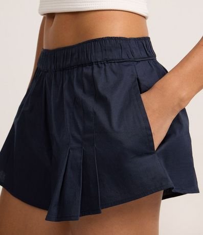 Short Corto en Tricolina con Pliegues 4