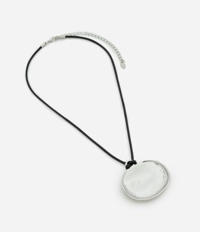 Collar Corto con Cordón y Colgante de Medalla 2