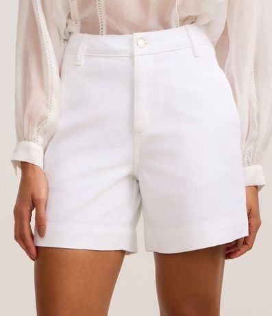 Short Mom Cintura Alta en Sarga con Bolsillos 3