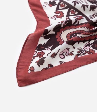 Pañuelo Satinado con Estampado Paisley 4