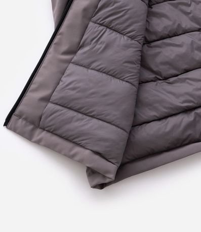 Campera Deportiva con Capucha y Estampa Lettering 10