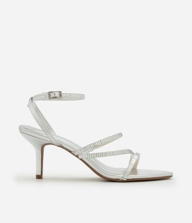 Sandalia con Punta Fina y Tiras con Placas Espejo