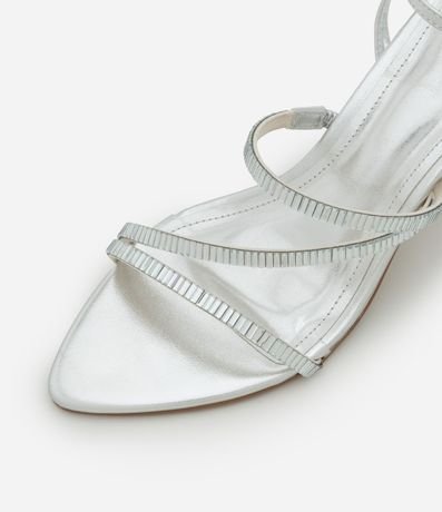 Sandalia con Punta Fina y Tiras con Placas Espejo 5