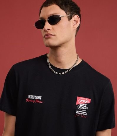 Remera Comfort en Algodón con Estampa y Lettering Motor Sport 6