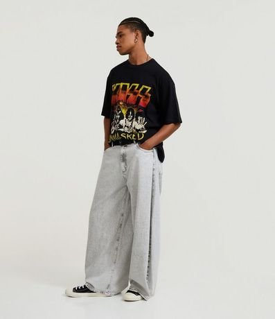 Remera Boxy en Algodón con Estampado Kiss 2