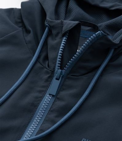 Campera Deportiva Básica con Capucha 9