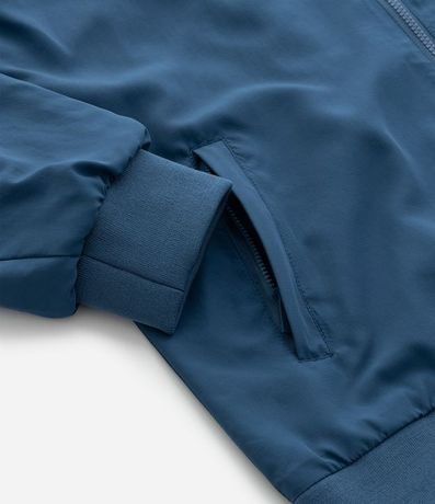 Campera Deportiva Básica con Capucha 10