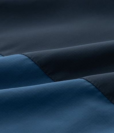 Campera Deportiva Básica con Capucha 11