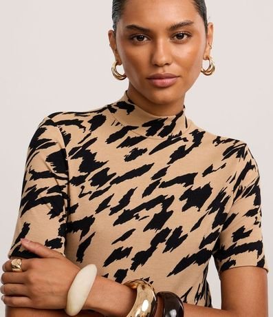 Blusa Acanalada en Rib con Estampa Tigre