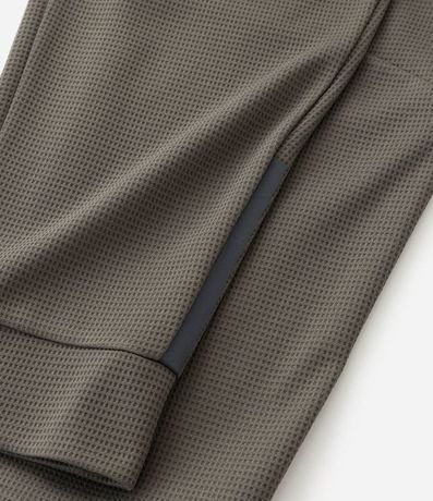 Pantalón Deportivo en Tela Texturizada con Cierre en los Bolsillos 9