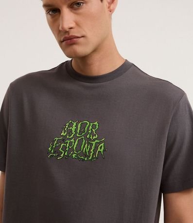 Remera Comfort en Media Malla con Estampa Bob Esponja 4