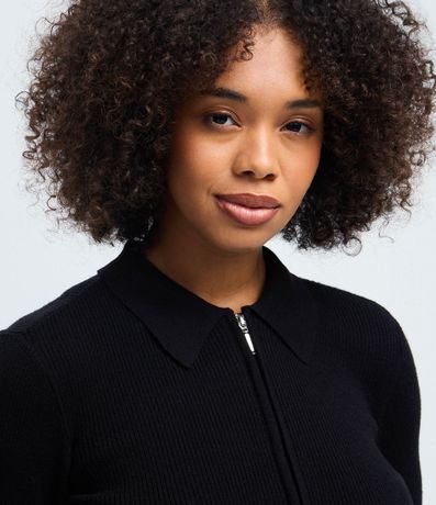 Blusa Manga Larga en Punto Texturizado con Cremallera Delantera 4