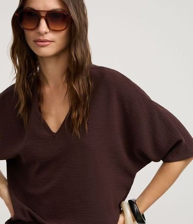 Blusa en Airflow con Escote V y Mangas Amplias 3