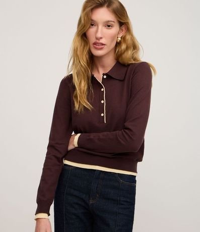 Blusa en Punto con Cuello Polo y Detalles Contrastantes