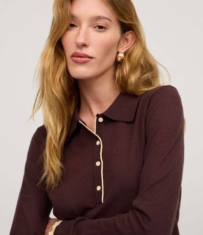 Blusa en Punto con Cuello Polo y Detalles Contrastantes 3