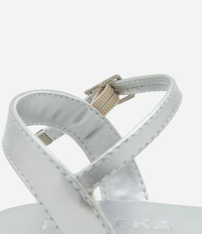 Sandalia Infantil Plana con Mariposas - Talle 25 al 33 3