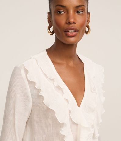 Blusa Texturizada en Viscosa con Volado de Escote 3