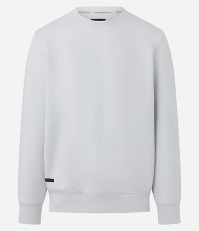 Buzo Deportivo con Etiqueta Aplicada 1