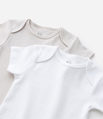 Kit 02 Bodies Básicos en Suedine con Cuello Americano - Talle RN a 18 meses 4