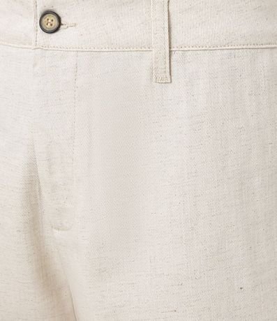 Bermuda en Sarga con Bolsillo Único en la Espalda 6