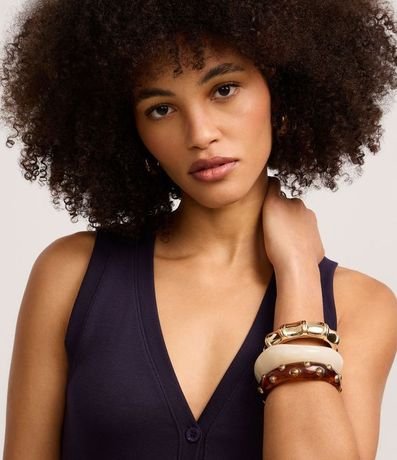 Blusa Acanalada en Rib con Escote V y Botones 3