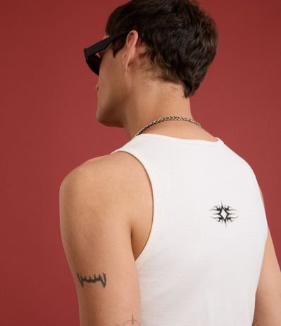 Musculosa Muscle en Rib de  Algodón con Estampa Tribal 3