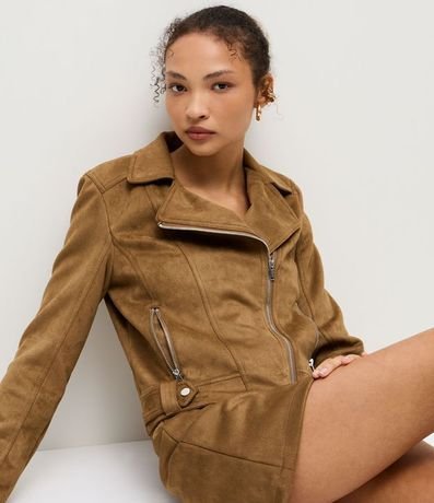 Campera Biker en Gamuza con Bolsillos y Cremallera