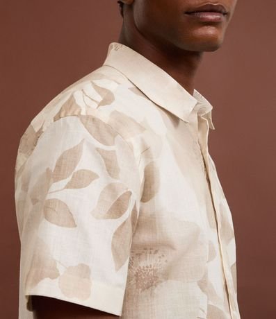 Camisa Comfort en Algodón con Estampa Floral Follaje 3