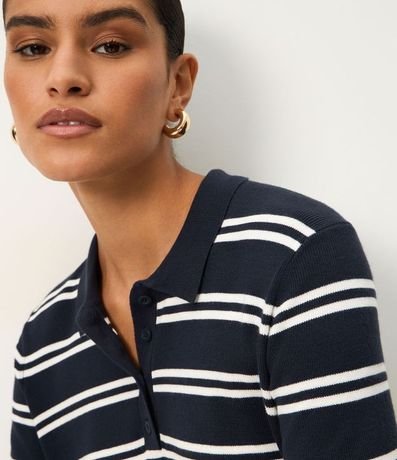 Blusa en Punto con Cuello Polo y Estampado Rayada