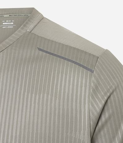 Remera Deportiva Regular con Tecnologia Dry 2