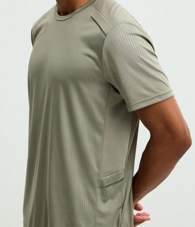 Remera Deportiva Regular con Tecnologia Dry 3
