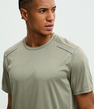 Remera Deportiva Regular con Tecnologia Dry 4