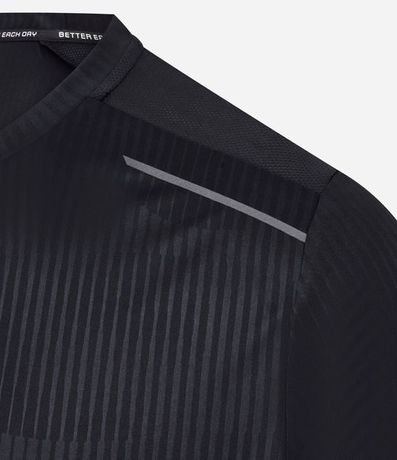 Remera Deportiva Regular con Tecnologia Dry 2