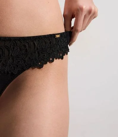 Bombacha Bikini Hilo Doble con Encaje en la Cintura 3