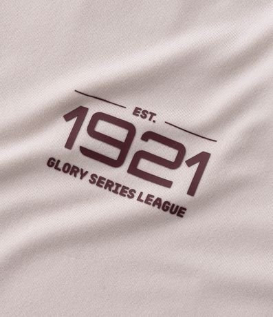 Remera en Tecnologia Dry con Estampado Lettering 1921 y Textura en el Hombro 10