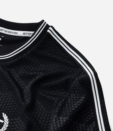 Remera Deportiva Regular con Tecnologia Dry y Detalles Heatprint 6