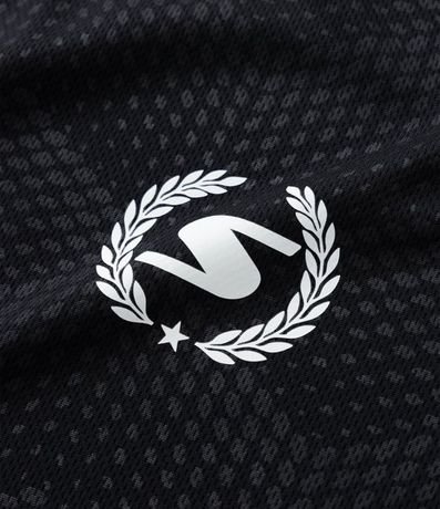 Remera Deportiva Regular con Tecnologia Dry y Detalles Heatprint 7